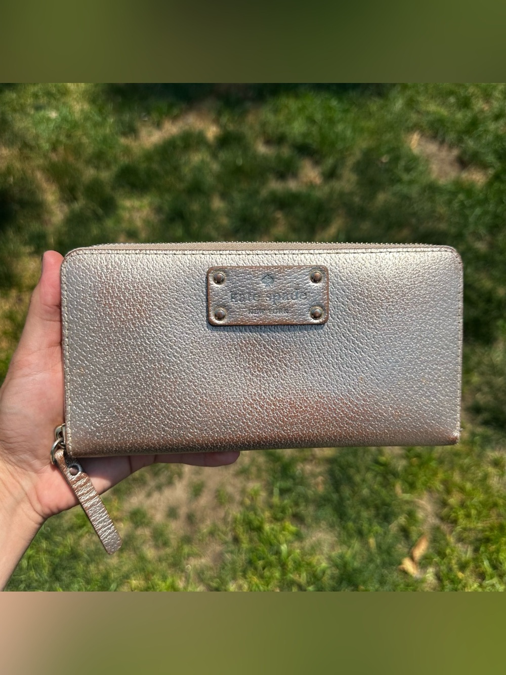 Kate Spade Silver Wellesley Neda Continental Zip Around Wallet Leather